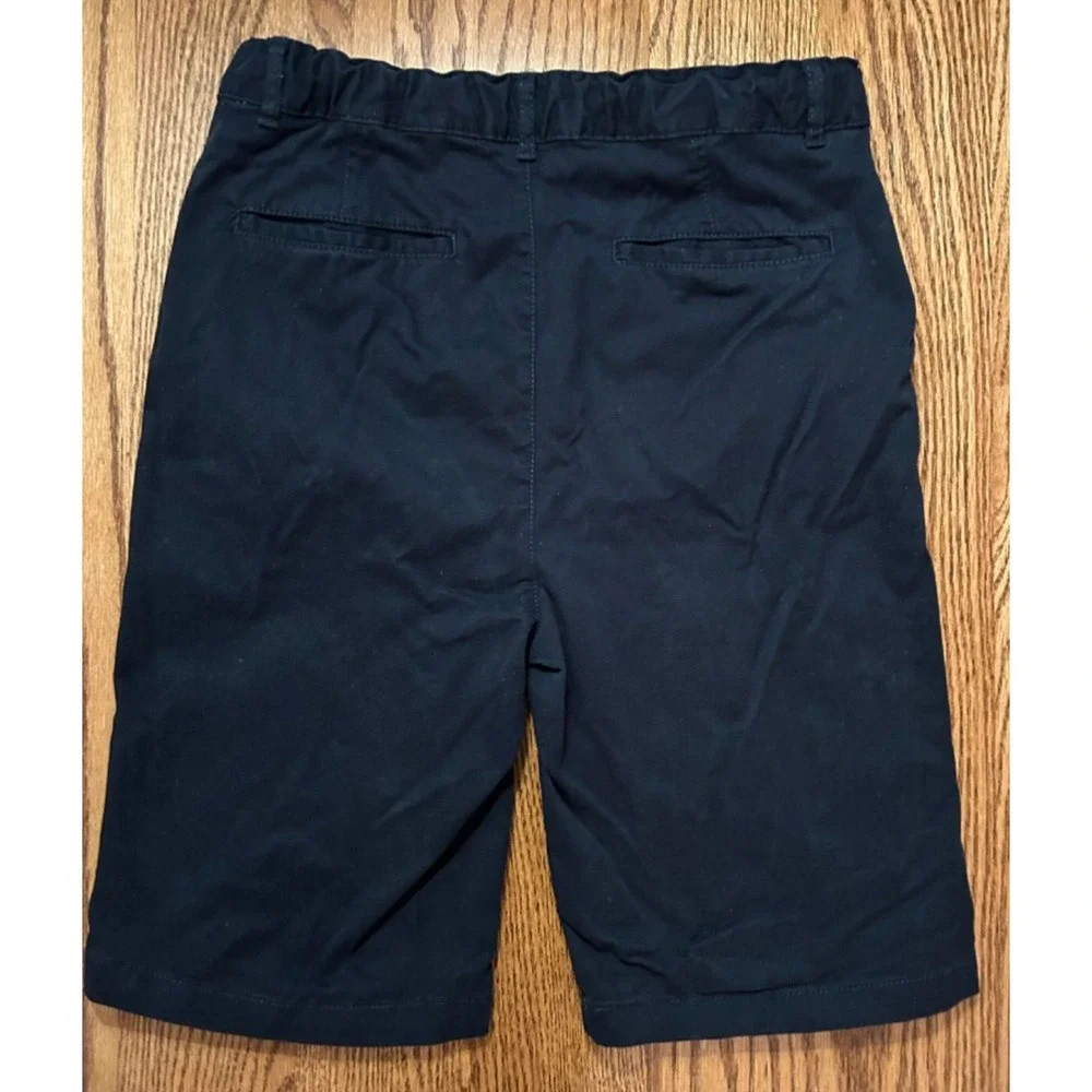 Children's Place  Youth Boys Shorts Navy size 18 can be good for size 14